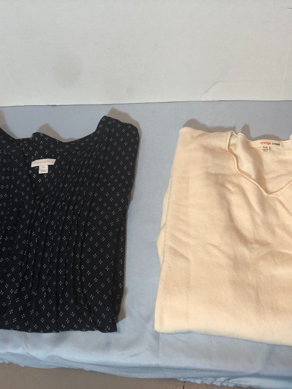 LOT of 2 Tops Charter Club XXL & Orange Creek S/M Sweater 24-25" Pit to Pit